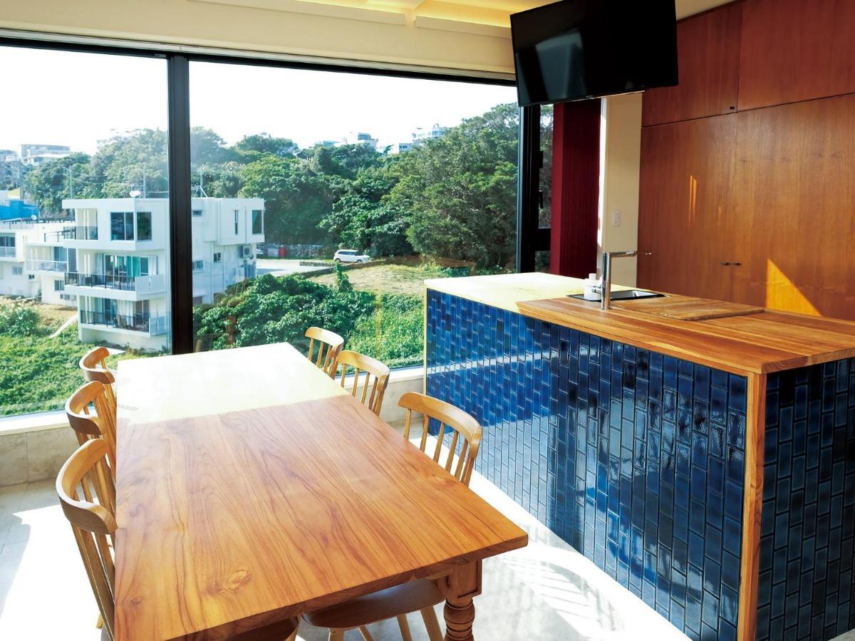 Chulax Okinawa Yomitan【Designer Condominium Hotel】 Экстерьер фото