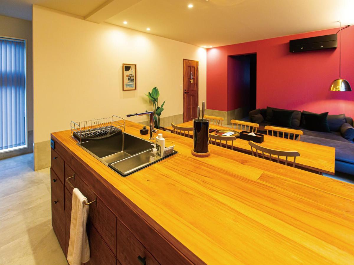 Chulax Okinawa Yomitan【Designer Condominium Hotel】 Экстерьер фото
